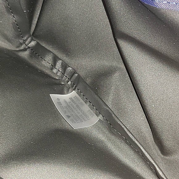 *SOLD* Longchamp Le Pliage Medium bag - Picture 6 of 7